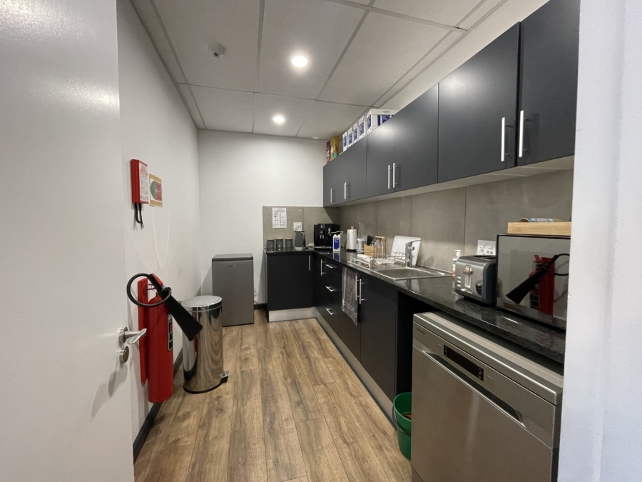 To Let Commercial Property for Rent in Waterfront Western Cape